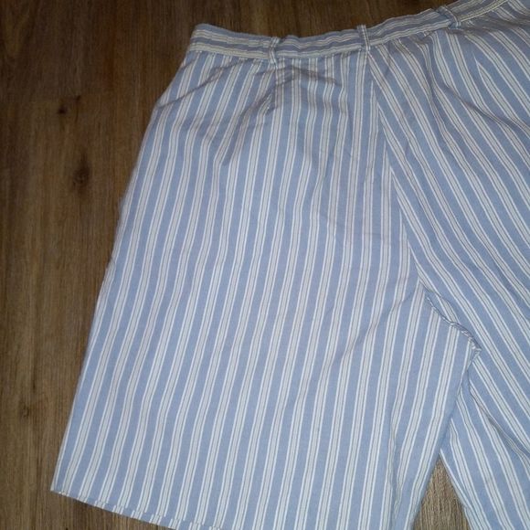 Vintage Jantzen Classics Women's Shorts - Picture 5 of 9